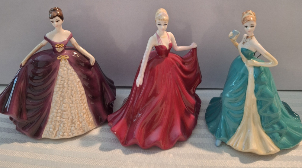 Lot of 3 Vintage Coalport Fine Bone China Miniature Lady Figurine Ornaments